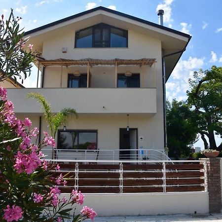 La Ceiba Speciosa Bed & Breakfast Capaccio Ngoại thất bức ảnh