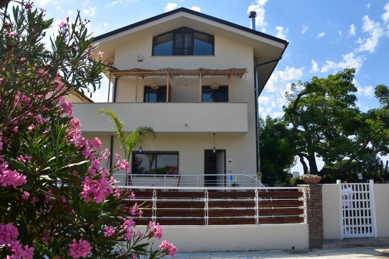 La Ceiba Speciosa Bed & Breakfast Capaccio Ngoại thất bức ảnh
